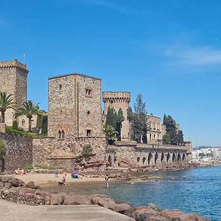 Cannes Marina Vue Sur Le Port Апартаменты Мандельё-ла-Напуль