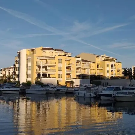 Cannes Marina Vue Sur Le Port
